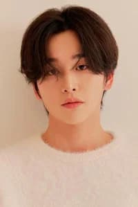 김윤우